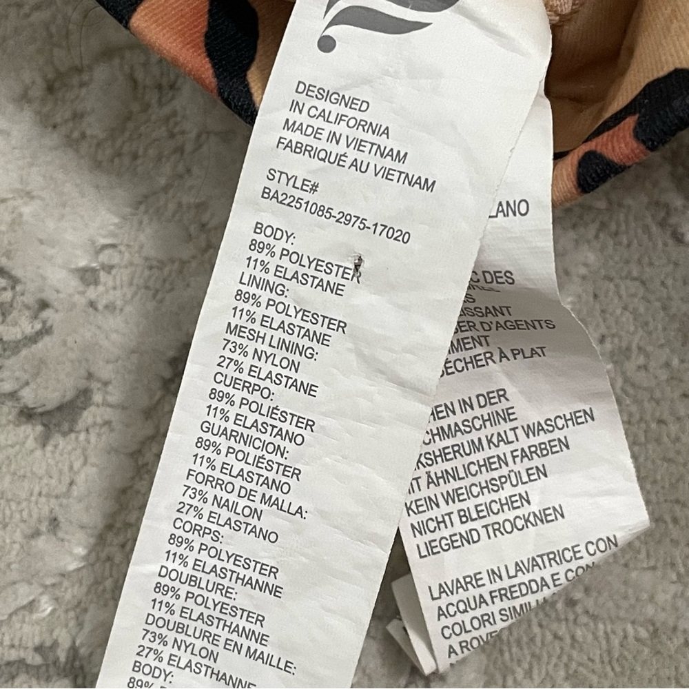 Fabletics Racerback‎ Leopard Print - Picture 6 of 11